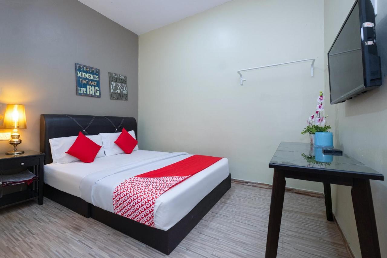 Oyo 89981 Nyamanya Hotel Kuantan Ngoại thất bức ảnh
