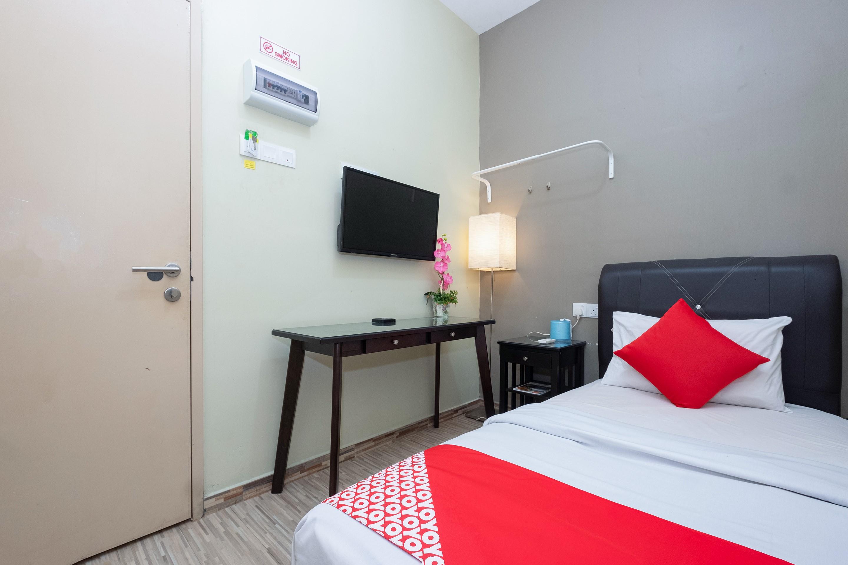 Oyo 89981 Nyamanya Hotel Kuantan Ngoại thất bức ảnh