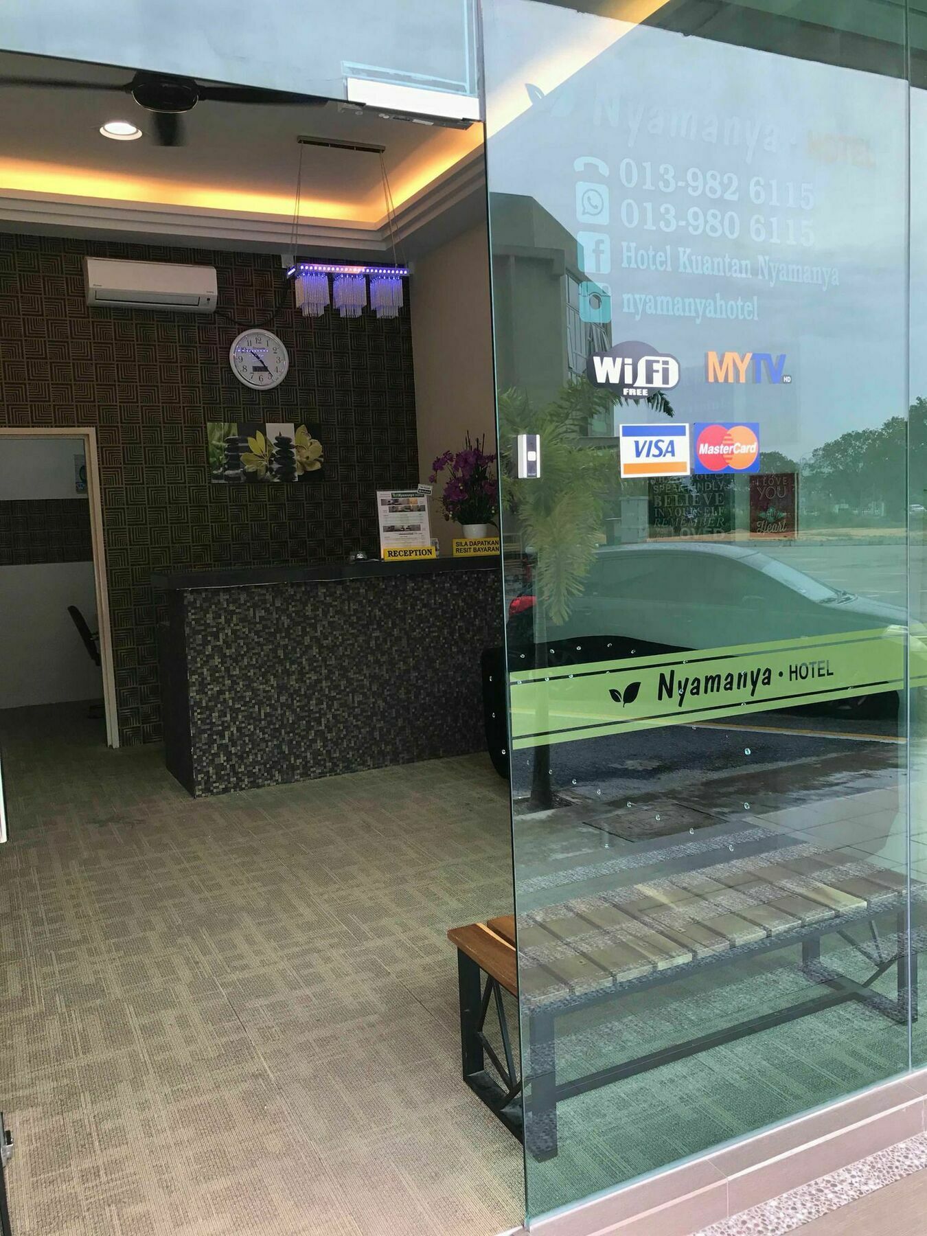 Oyo 89981 Nyamanya Hotel Kuantan Ngoại thất bức ảnh